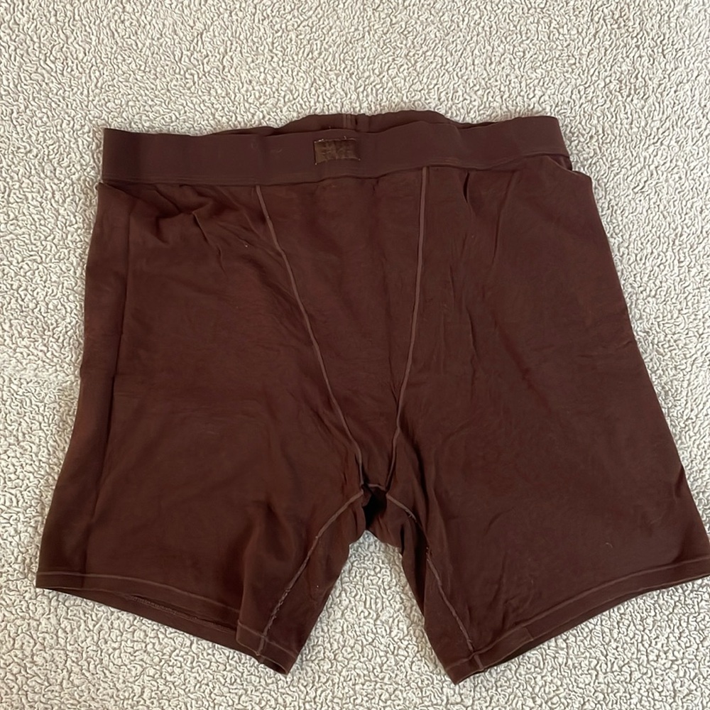 Skims boyfriend boxer shorts